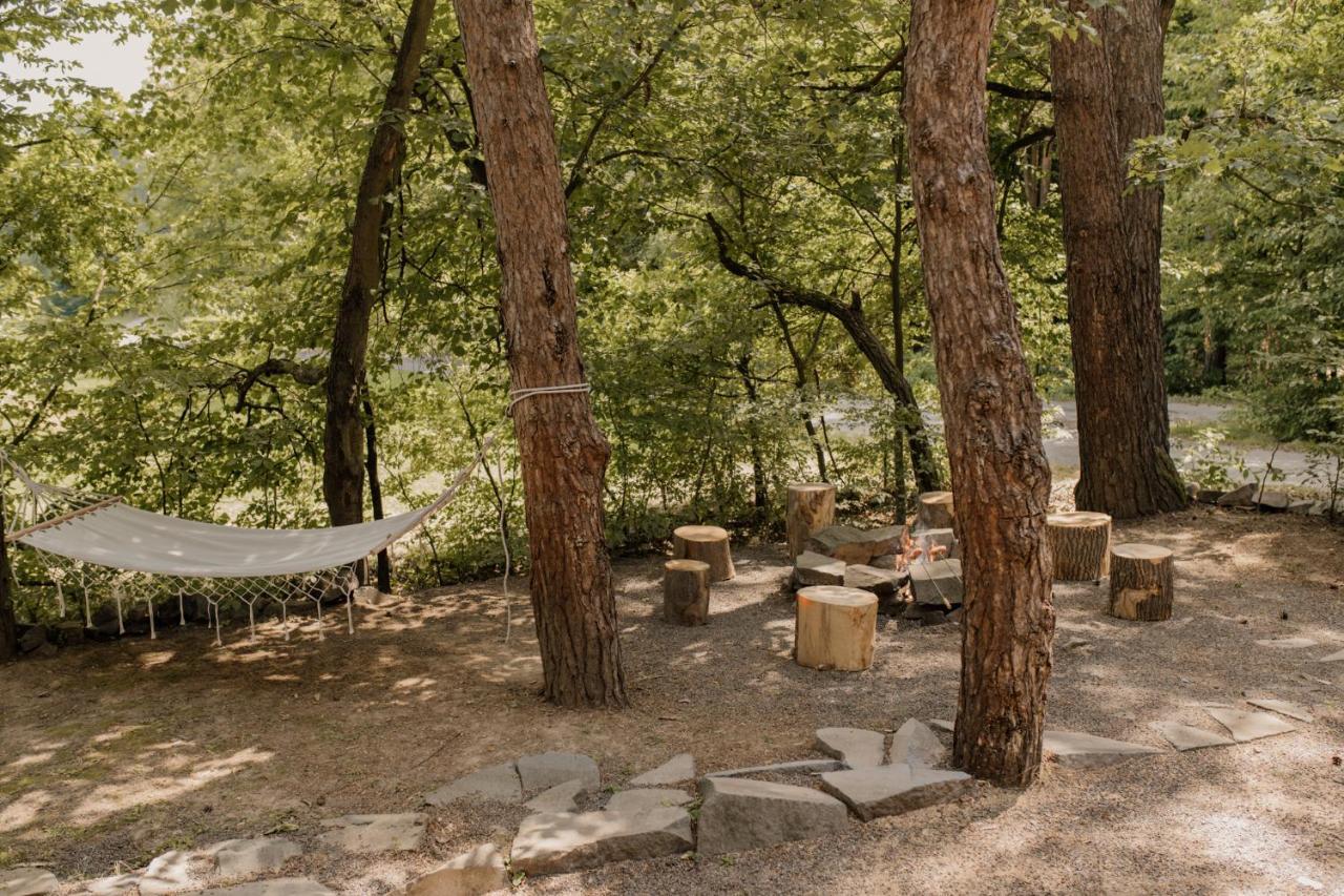 Lodge Mineral