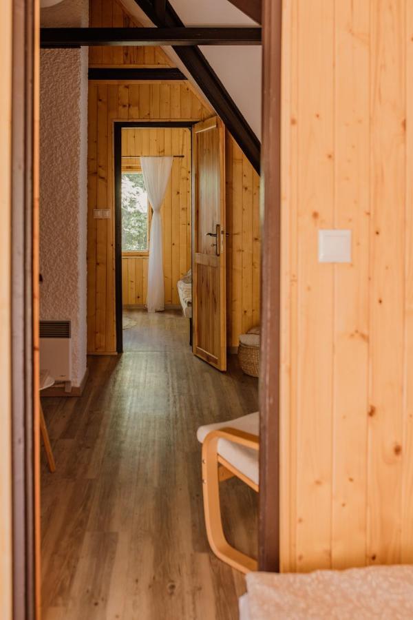 Lodge Mineral *
